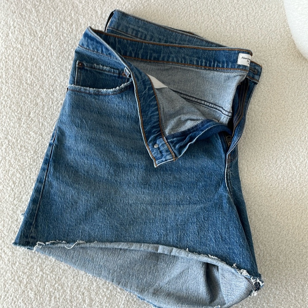 Abercrombie The dad short high rise